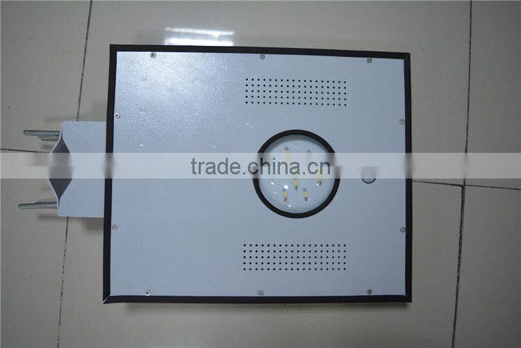 High lumen solar power outdoor solar gate post pillar light