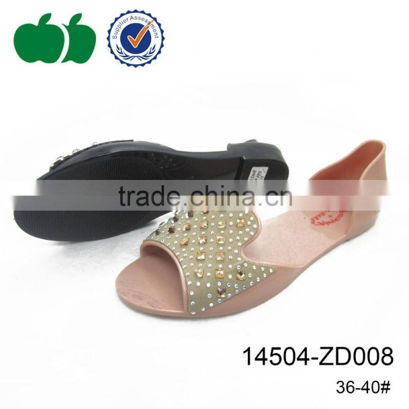 New design ladies pvc sandals plastic jelly shoes for women