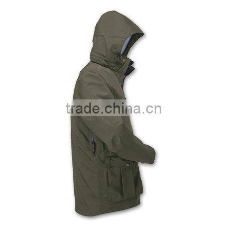 Hooded green winter hunting clothes