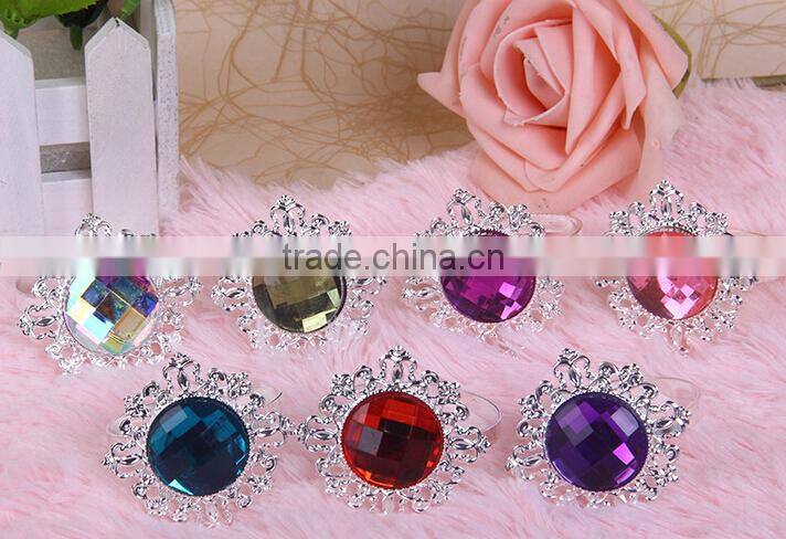 fashionable flower shape crystal metal alloy napkin rings for wedding