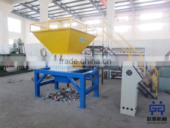 New design pvc pipe / plastic / rubber / tyre cutting shredder machine