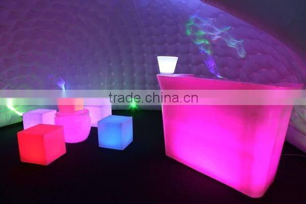 China Factory Iluminated Plastic Led Fashion Bottle Ice Bucket