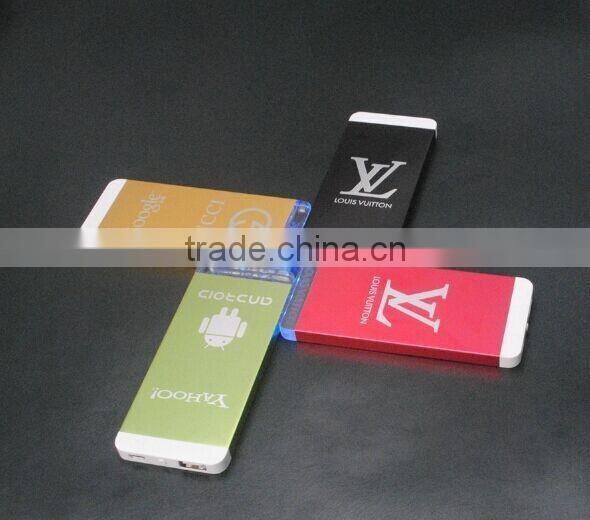 Manufacture supplier crystal power bank with 3 led colors lighting logo charging for cell mobile phone