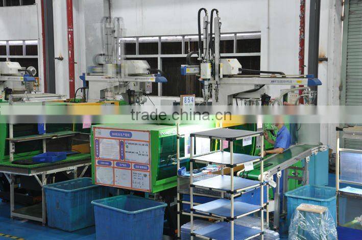 Mini Picking Robot Arm For Injection Moulding Machine Below 100T