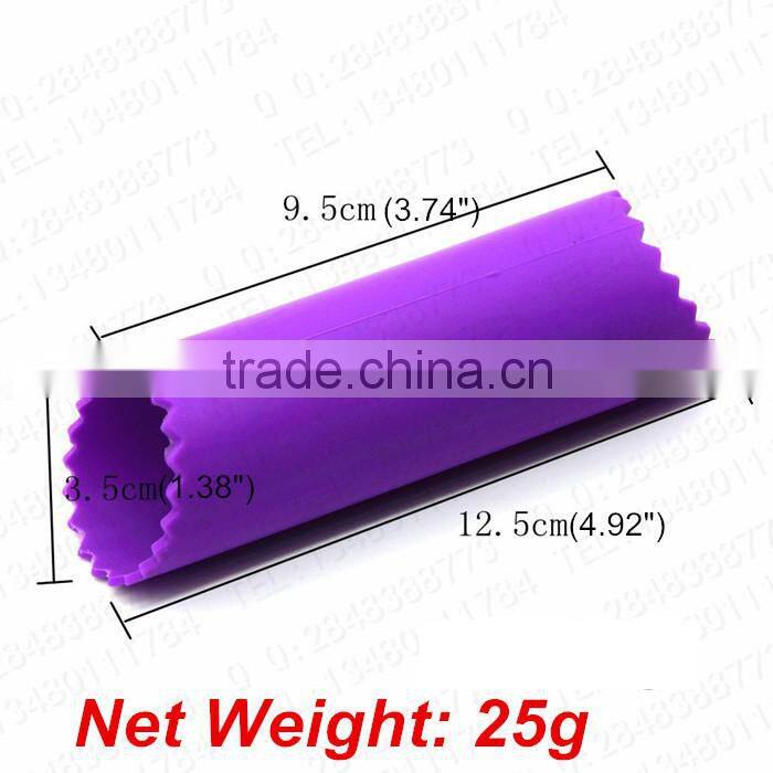 Wholesale High quality Silicone Magic Garlic Peeler for Home Kitchen