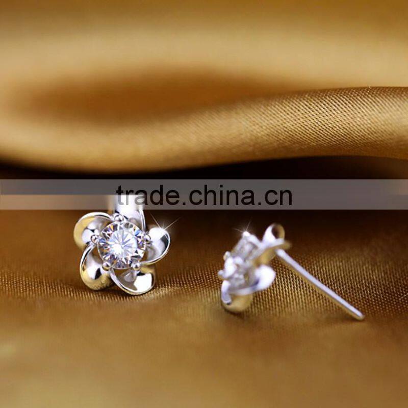 Popular Silver Flower Shape Stud Earrings For Ladies