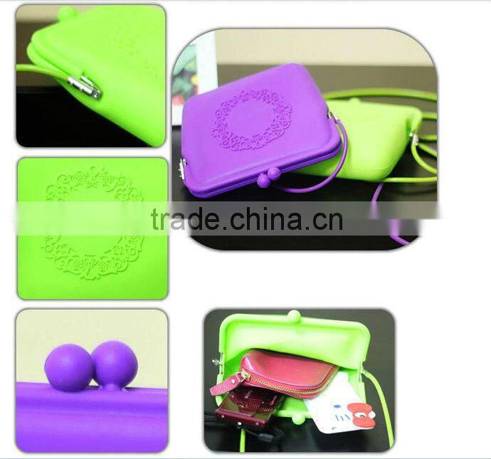 cheap candy cosmetic long strap silicone purse with waterproof design for christmas