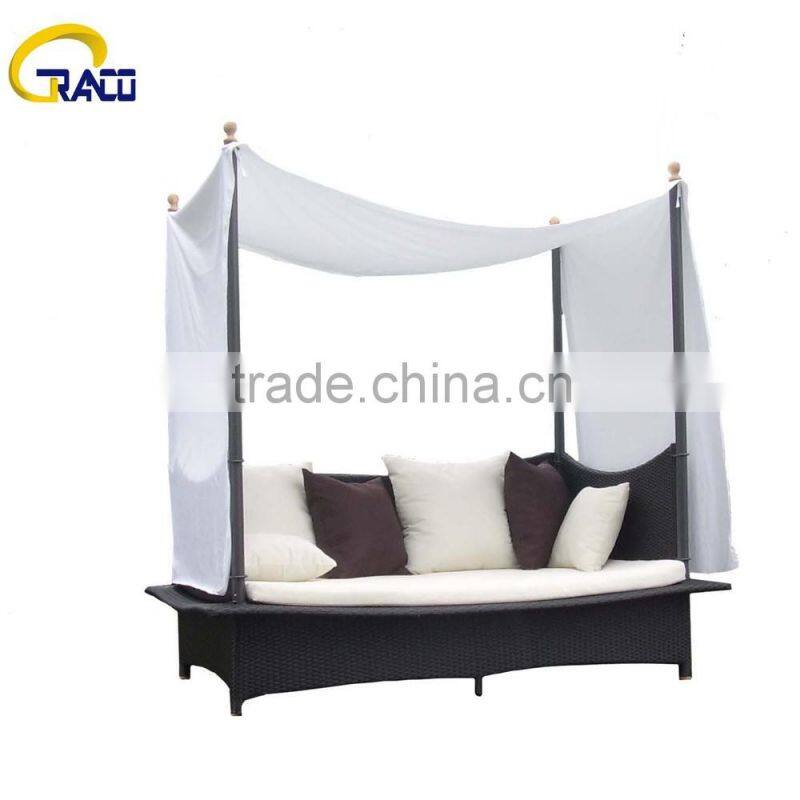Outdoor furniture rattan round sun bed