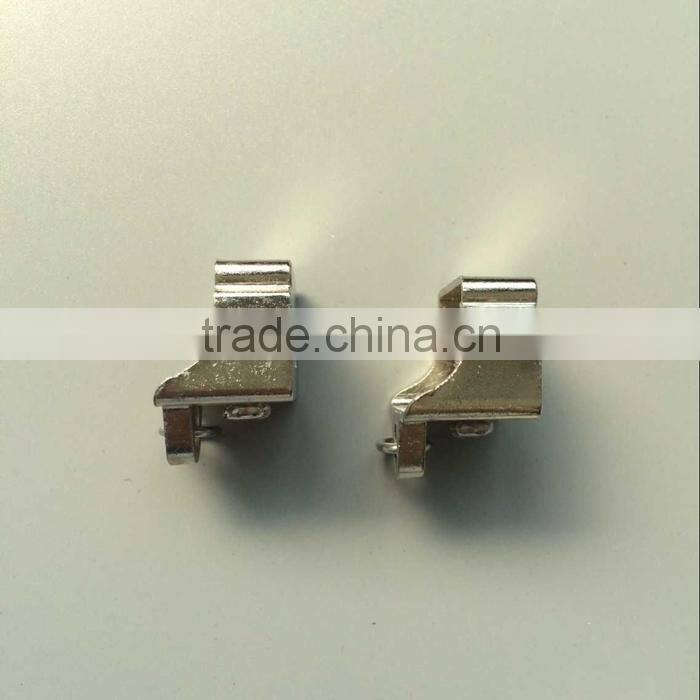 Heavy duty curtain accessory/curtain track head