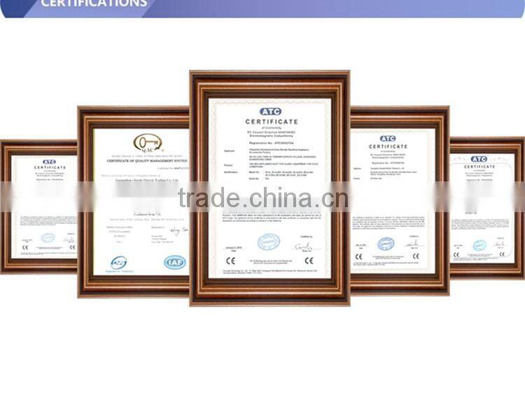 Power cord with American middle size plug socket