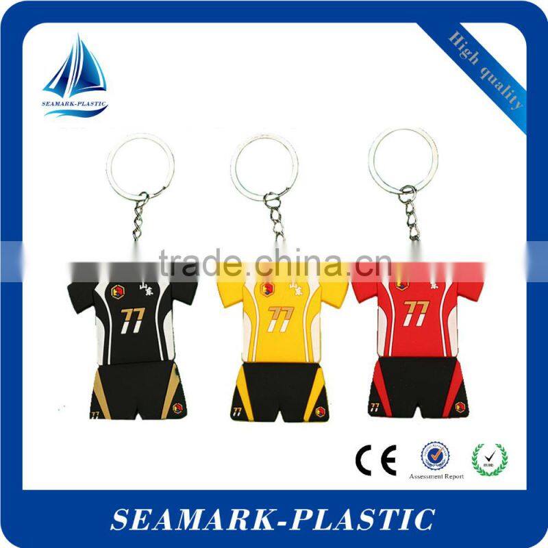 2016 promotional cheap custom made sports keychain 3d for teams