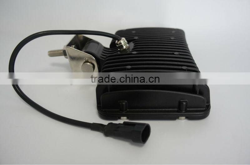 Factory Selling LY8024C IP68 9-32V 24w off road led work light