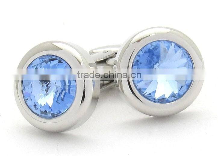 Custom cufflinks and tie clips