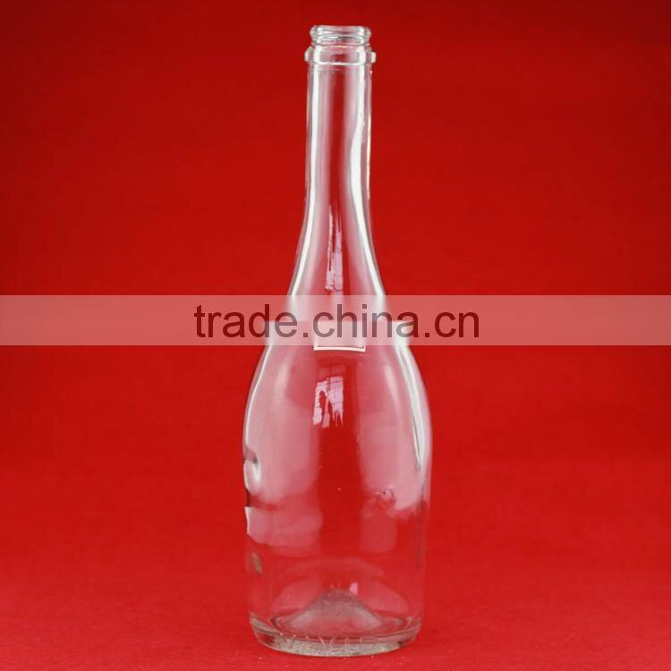 Wholesale printing glass bottles 700ml screw cap frosted bottles thin neck rum bottles