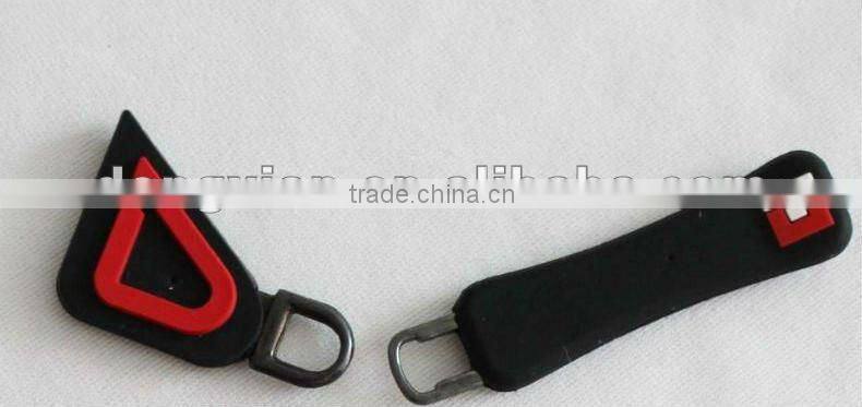 famous high quality silicone zip pullers