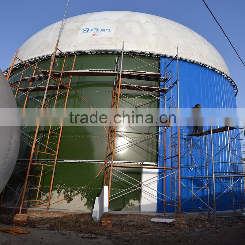 Dual membrane storage gas tank for biogas plant