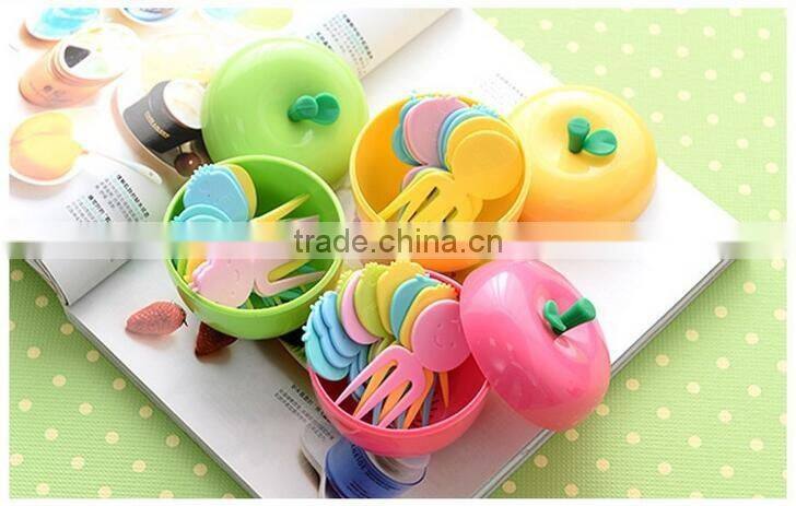 CY046 Apple Shape Plastic Fruit Forks Set with Stand Container Dessert Salad Forks for Kitchen Table Accessories