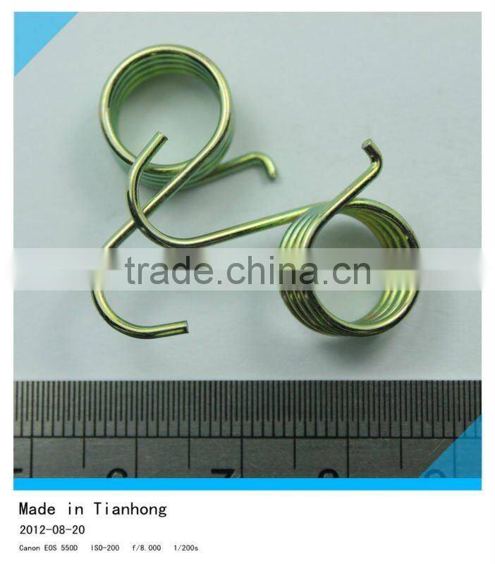 Double torsion springs with large diameter used in heavy machinery