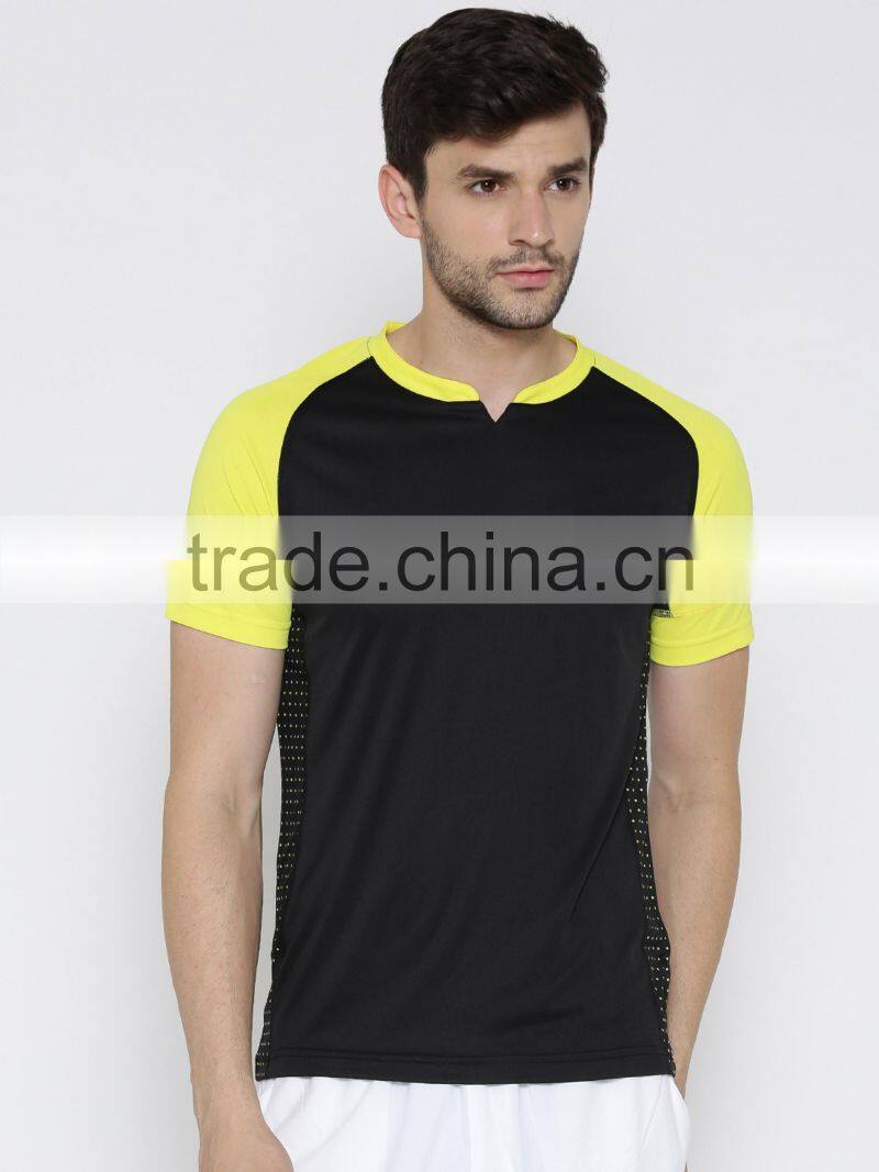 Men Black Solid Round Neck T-Shirt Solid Tee With Custom Printed Detail Summer Quick Dry Sport Tee