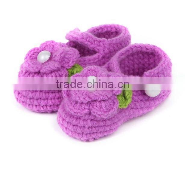 beautiful flower crochet shoes baby handkame knitting shoes