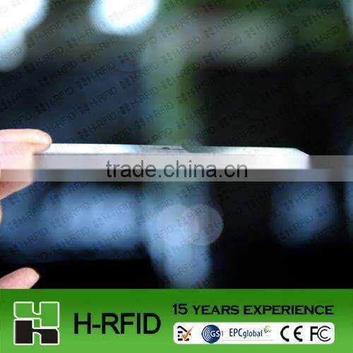 tiny RFID metalic tag used in metal enviroment