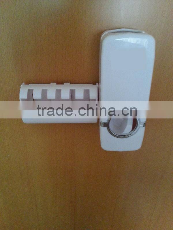 2013Hot sale! Automatic Toothpaste Dispenser with free Toothbrush Holder