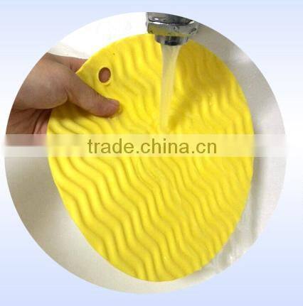 Hot sale FDA and LFGB food grade colorful Round shape non-sick silicone table mat & silicone placemat