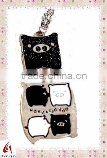 2013 crafts metal boy big hug keychain