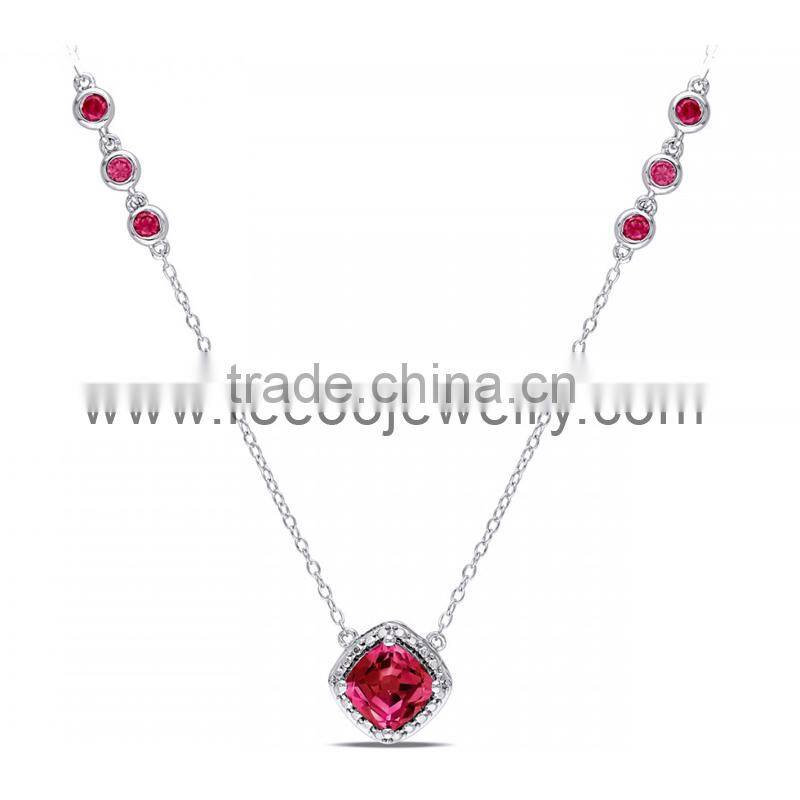 Hot sale faux crystal Ivy fleur de lis pendant