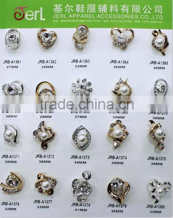 China fancy flower metal fashion rhinestone button wholesale