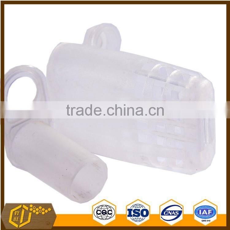 Factory sale Bee Tools Plastic Queen Bee Cage for beekeeping