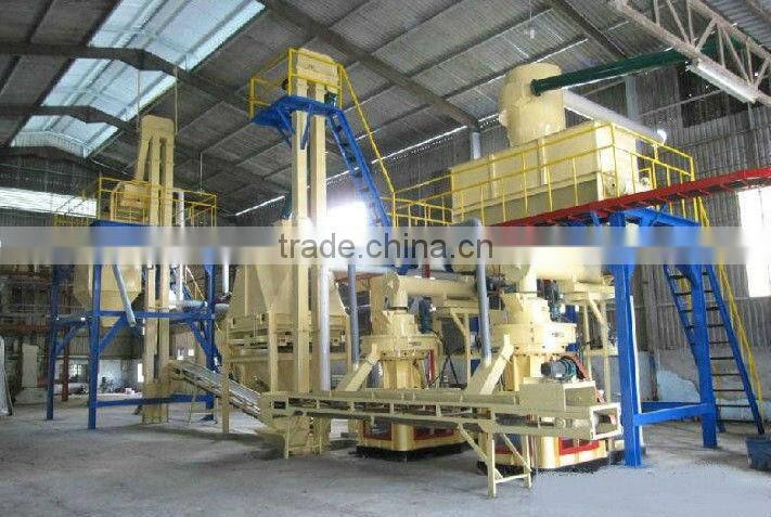 High capacity animal feed crusher and mixer hammer mill