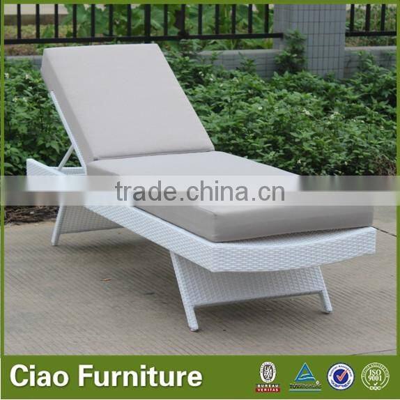 swimming pool side outdoor chaise rattan lounge chair