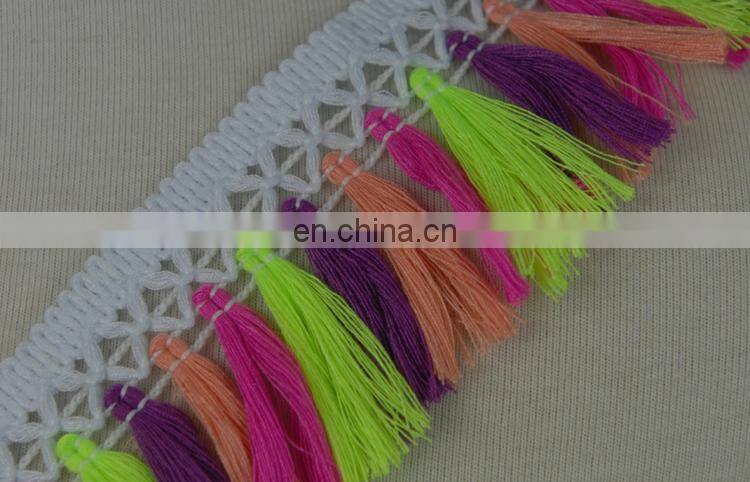 Fashionable crochet tassel lace trim