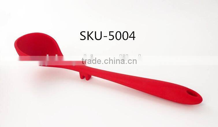 2016 Hot Sale Heat-Resistant Silicone Cooking Utensils Set with stand & silicone kitchen products