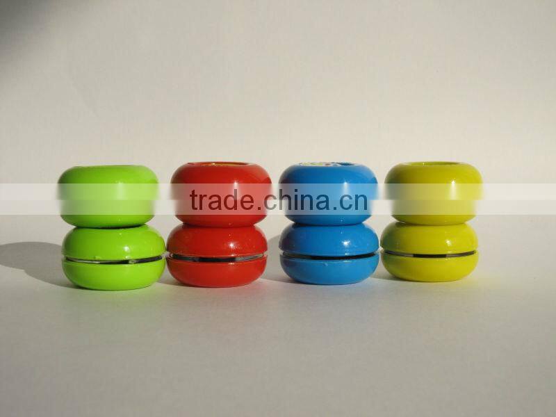 2015 HOT SALE plastic mini yoyo ball retractable yoyo ball