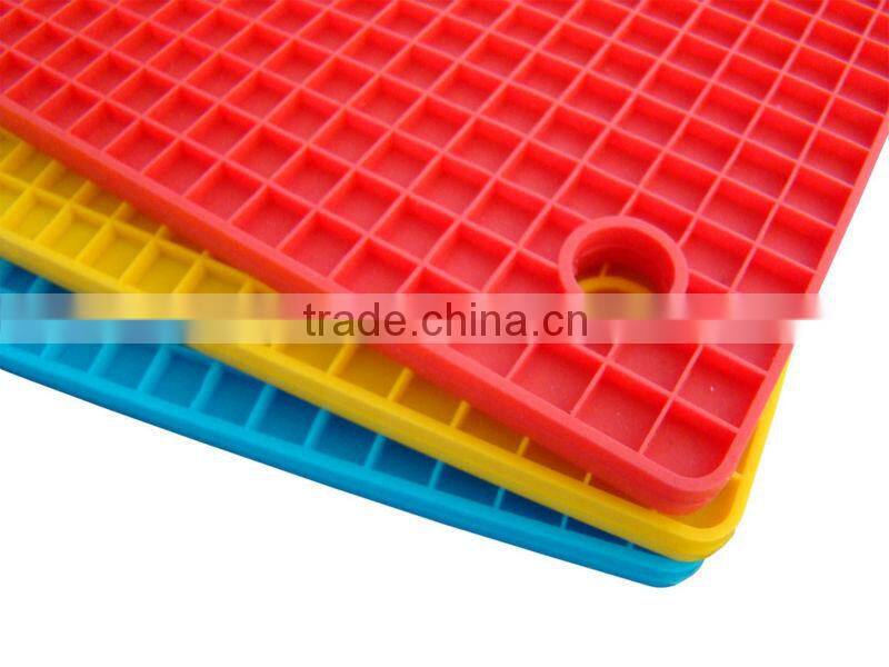 Square-shaped Non-stick silicone cup holder