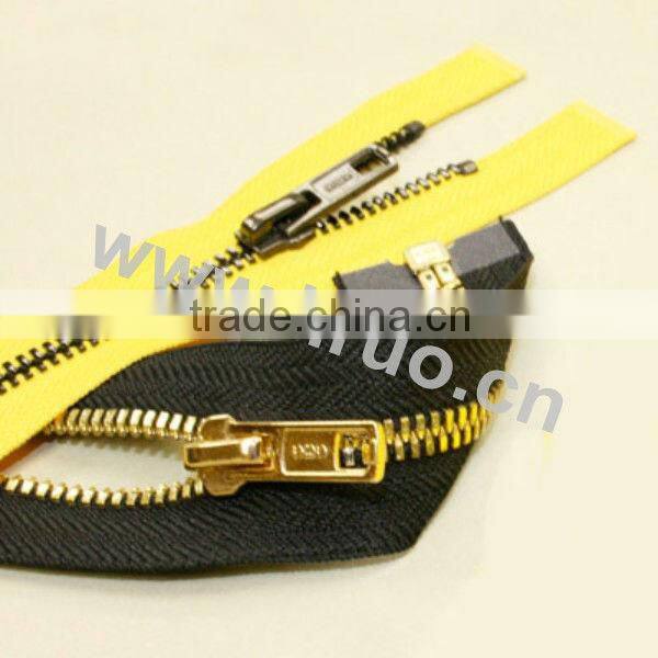 Two-way Slider Zipper