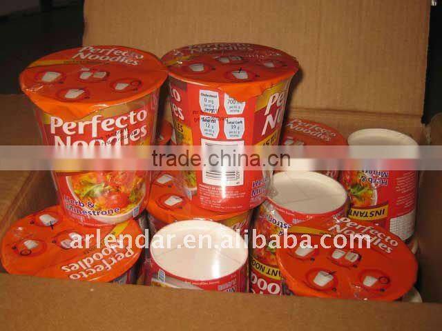 2 minutes hot beef instant noodle