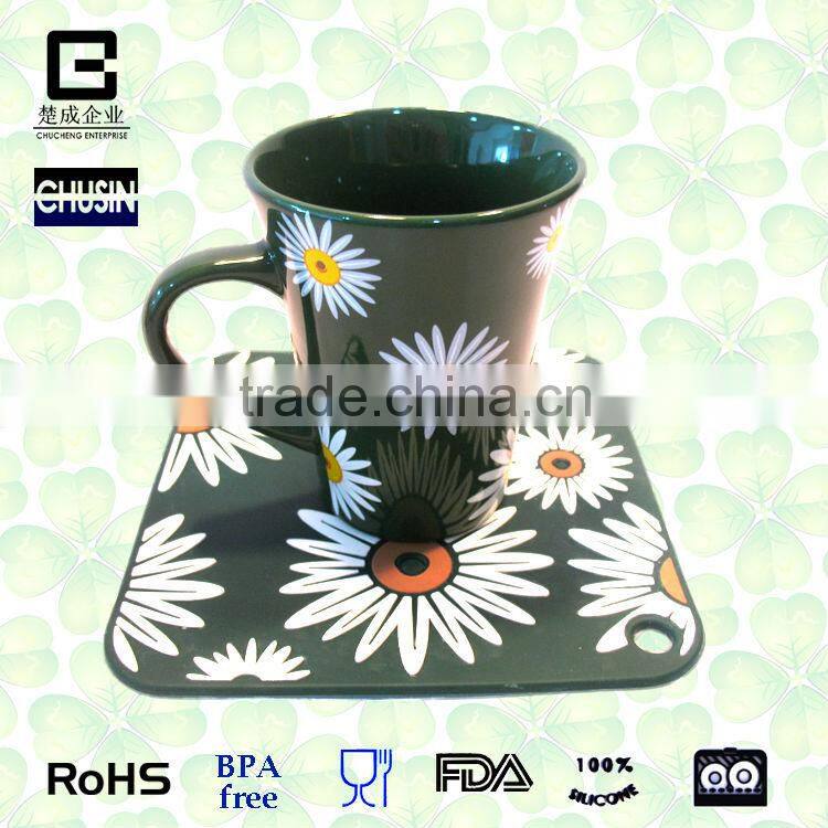 customizable ceramic mug fancy coffee cup with silicone lid wholesale