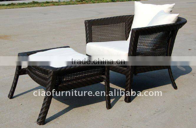OUTDOOR PORTABLE RECLINING CHAIR WITH OTTOMAN