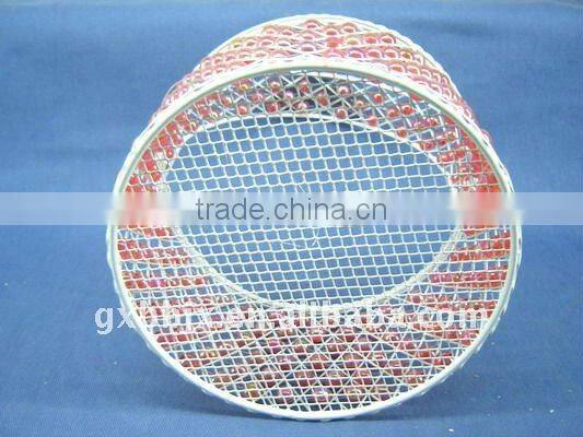 Round white wire decorative with red bead natural baskets