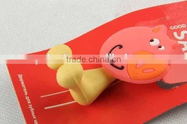 Sucker type pig shaped plastic bathroom accessories/toothbrush holder