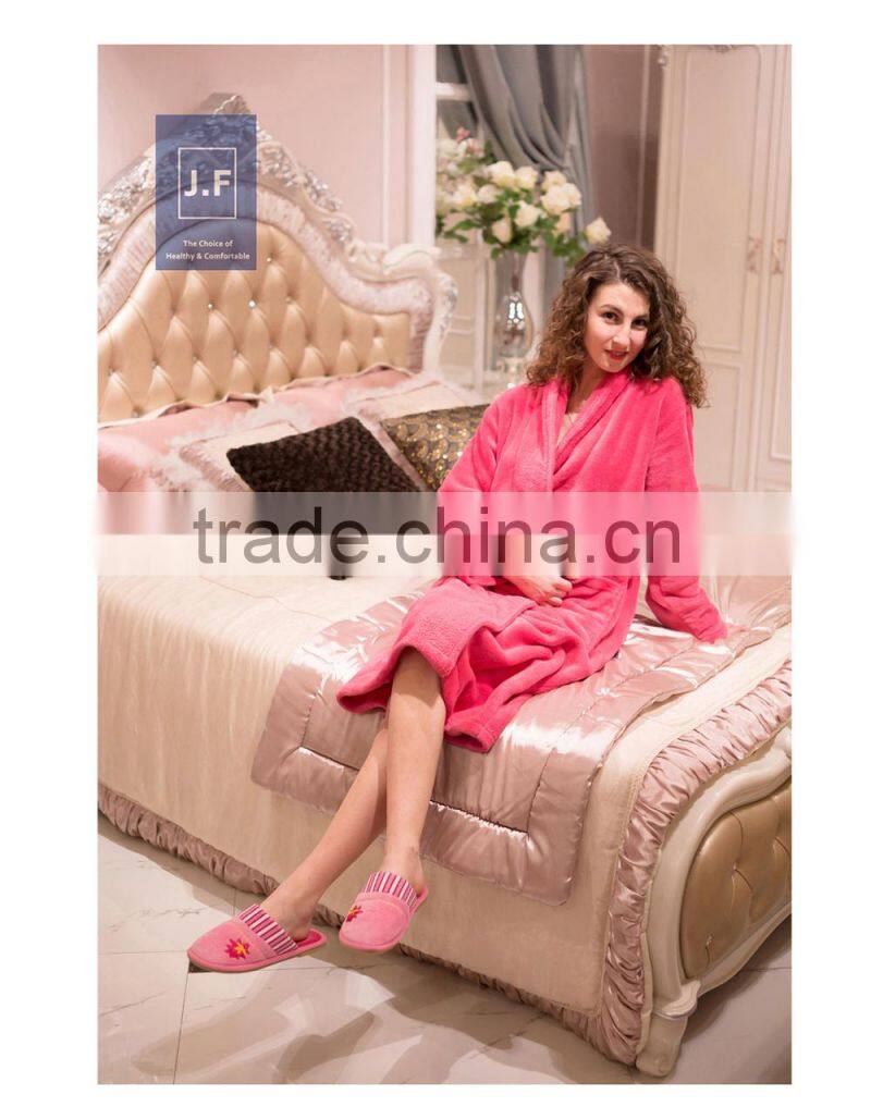 2015 cheap price good quality comfortable embroidered slippers lady