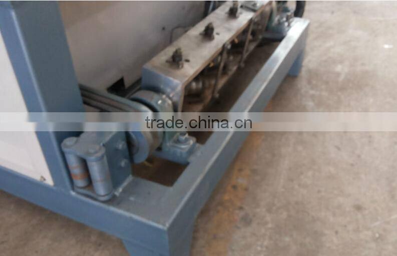 Easy operation hydraulic reinforcing steel bar straightening and cutting machine