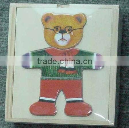 Hot sale Dress up Bear Family Wooden Puzzle in Box educational toys