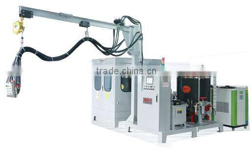 Refrigerator/freezer foaming machine