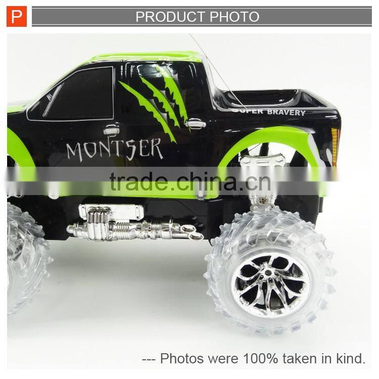 Amazing 1 /12 scale 4channels rc big wheel truck with light wheel