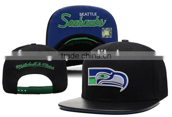 embroidered checked snapback hat