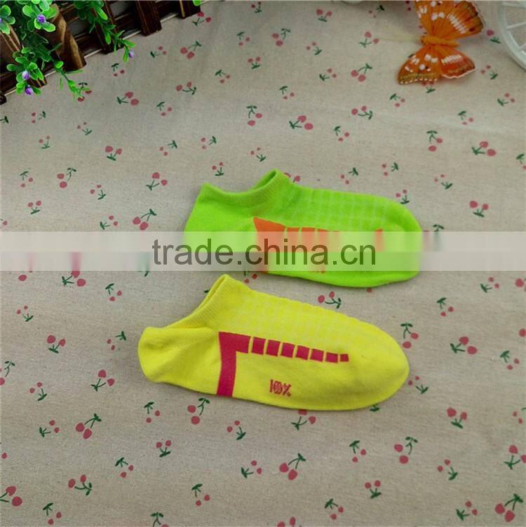 Fashion colorful design sport ankle socks,women colorful ankle socks